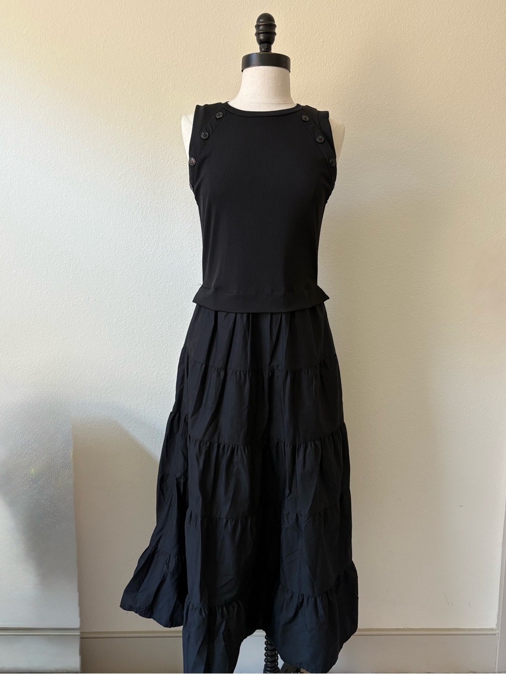 Nicole Miller | Sleeveless Black Tiered Dress